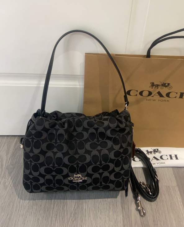 Picture of Coach Handbags _SKUfw233328811fw
